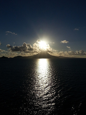 St Kitts & Nevis